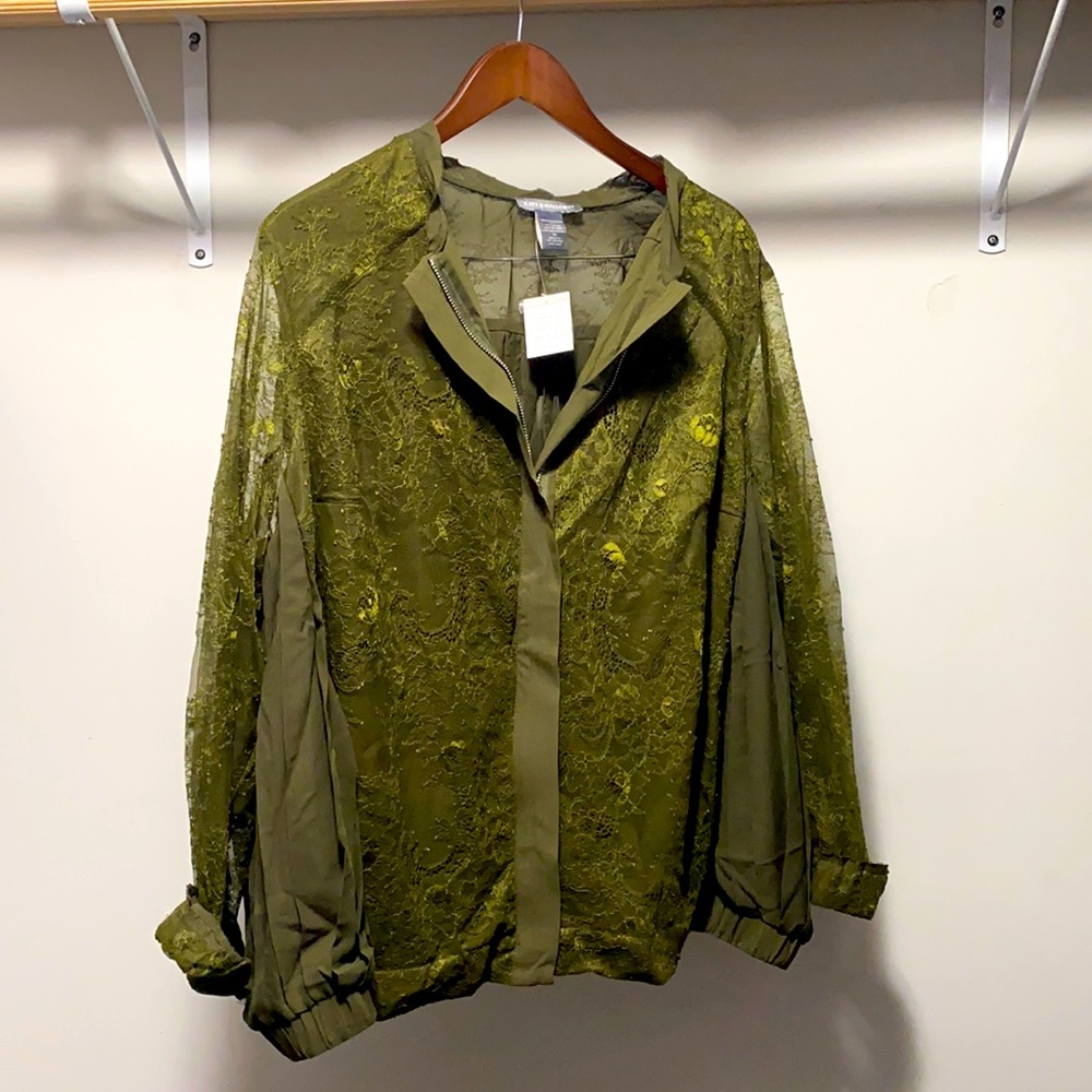 Women’s blouse